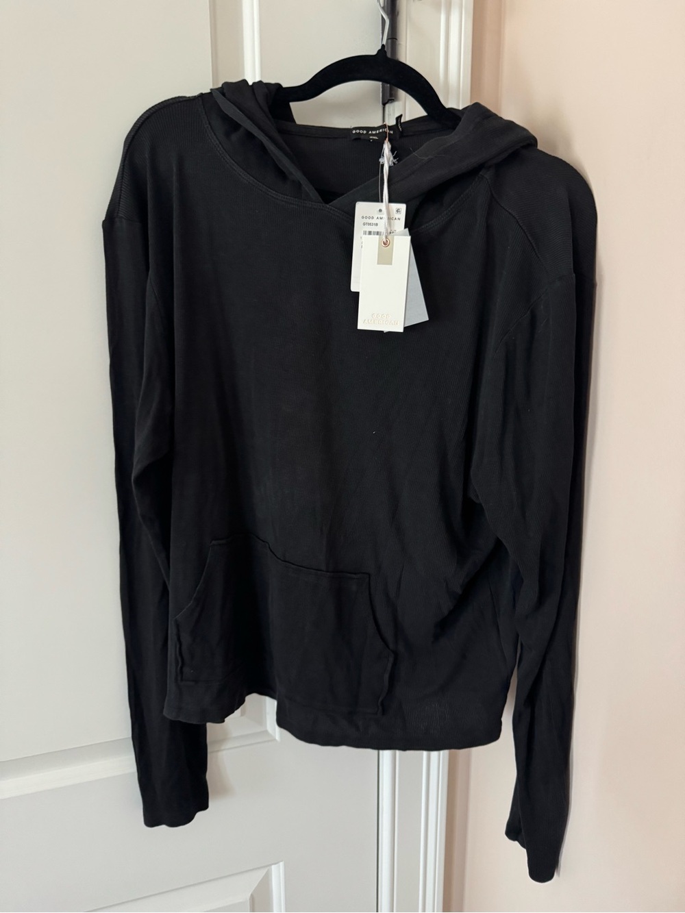 Good American Black Hooded Pullover Sweatshirt